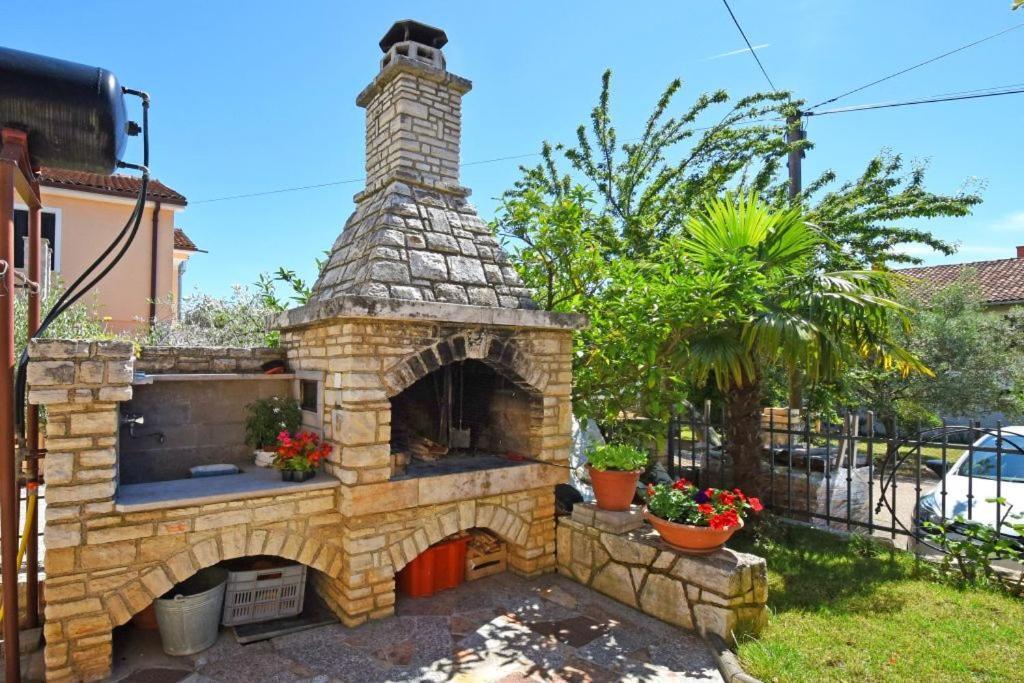 Apartments And Rooms Branka Novigrad Istria المظهر الخارجي الصورة