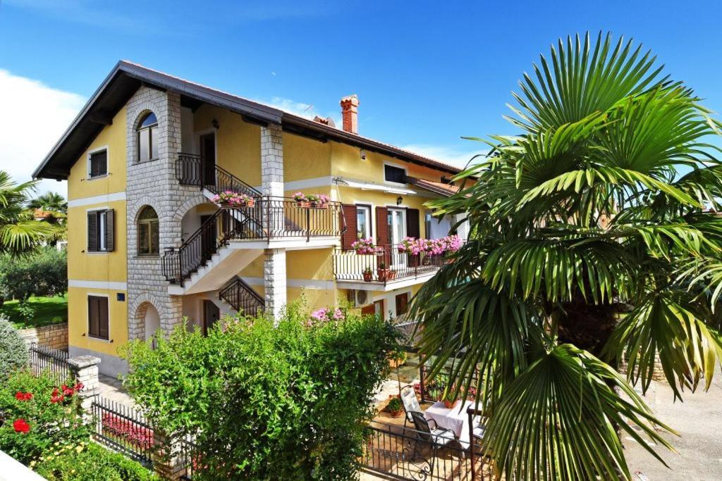 Apartments And Rooms Branka Novigrad Istria المظهر الخارجي الصورة